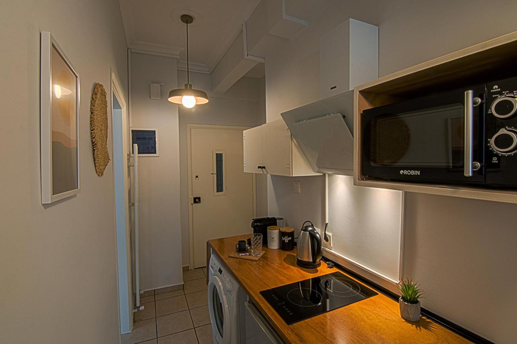 Exarcheia Urban Studio Apartment 아테네 외부 사진